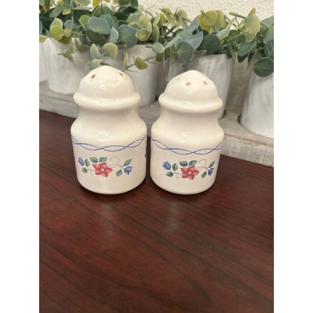 Pfaltzgraff Bonnie Brae salt and pepper shakers